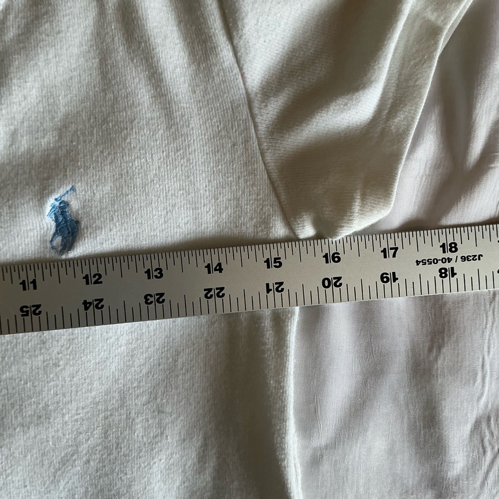 Ralph Lauren Cream V-Neck Tee with Blue Logo - Picture 6 of 8
